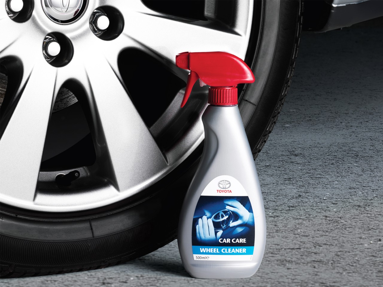 toyota-aftersales-2015-spring-health-check-gallery-11-full_tcm-3016-336265